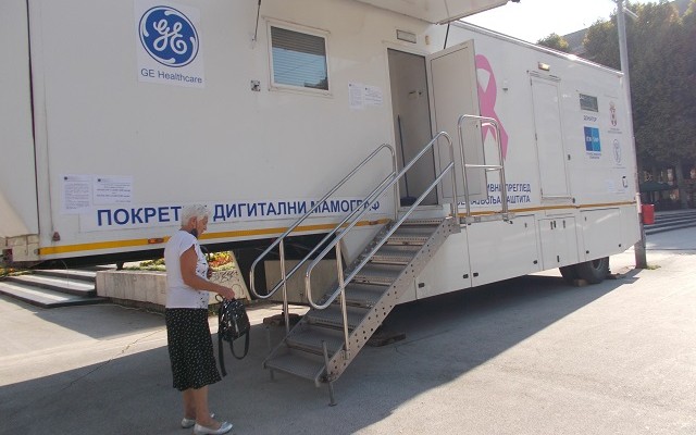 Počeli pregledi na mobilnom mamografu