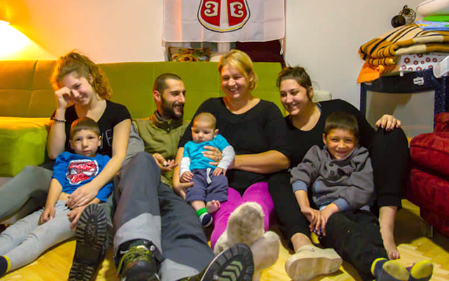 Jasmina, projektni menadžer sedmočlane porodice