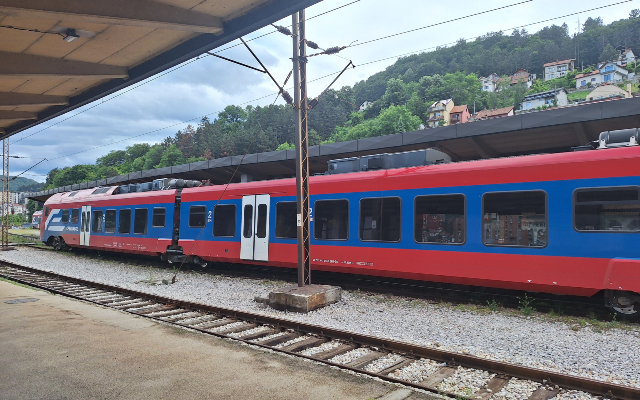 Zabranjeno kretanje kroz tunel na pruzi između Užica i Stapara
