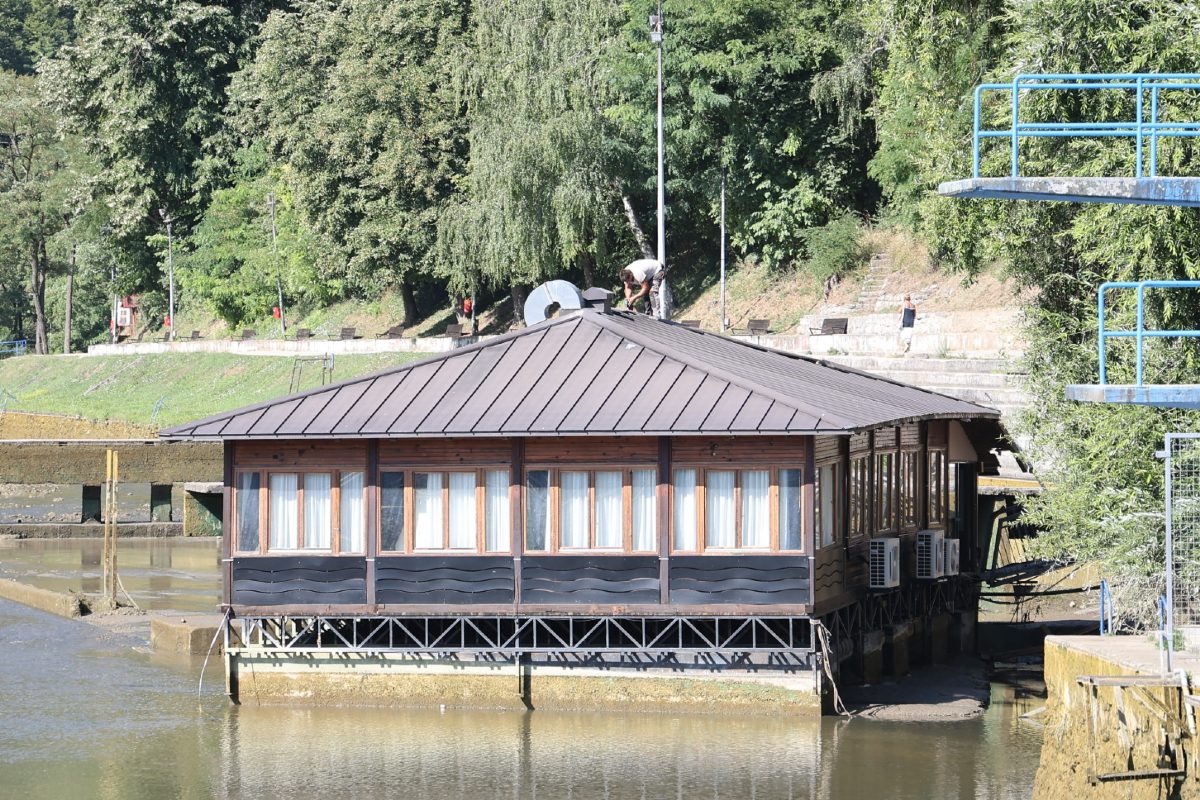 20260816-155329-uklanjanje-splava-Ixqy5c.jpg