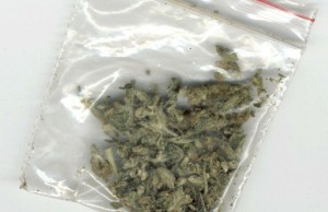 Uhapšeni zbog 200 grama marihuane