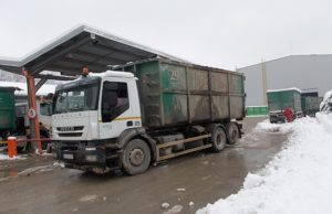 Počeo da stiže otpad iz Potpećkog jezera na deponiju „Duboko“