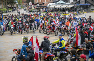 Defileom najboljih svetskih motociklista na Zlatiboru otvoren Svetski šampionat u hard enduru