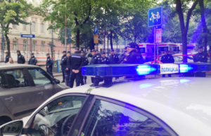 U Osnovnoj školi „Vladislav Ribnikar“ na Vračaru ubijeno je osmoro dece i radnik obezbeđenja