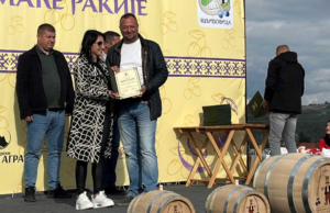 Tradicija, ukusi i pobednici na „Rakijadi“ u Šljivovici