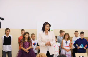 Rekonstruisana škola u Zlakusi dočekala nove đake