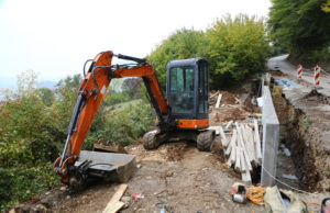 Radovi na sanaciji klizišta u Sinjevcu