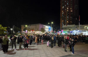 Protest u Užicu zbog zatvaranja radnje aktiviste Bogdana Radojičića