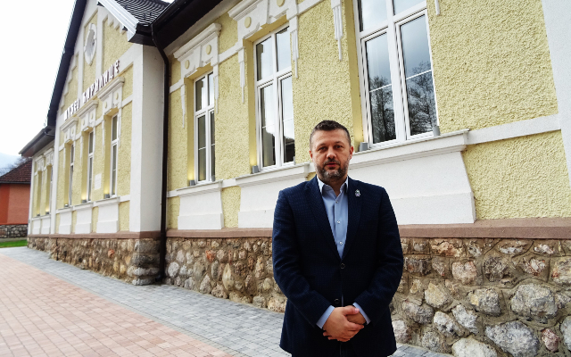 BB Dom cirilice naslovna