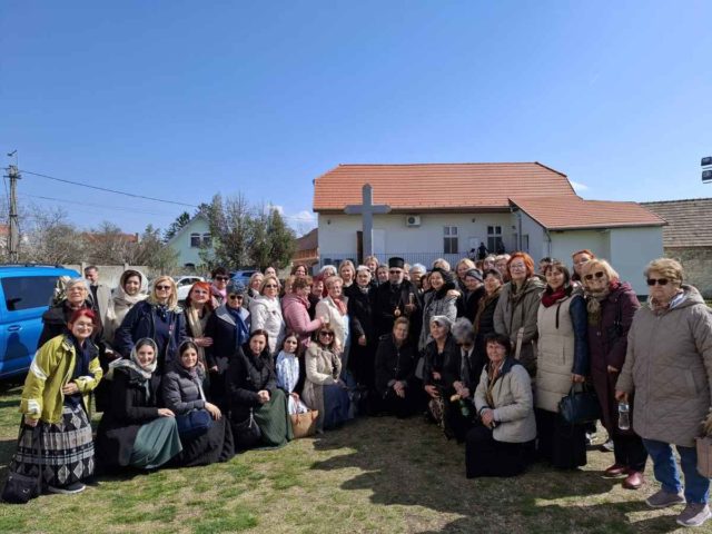 Foto: Kolo srpskih sestara