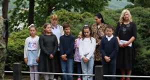 005