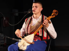 Muzičko-scenski prikaz „Gusle – jedna žica Pupinovog znanja“ održan u Gradskom kulturnom centru
