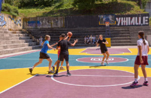 Renoviran košarkaški teren u OŠ „Slobodan Sekulić”: Učenička ideja postala stvarnost